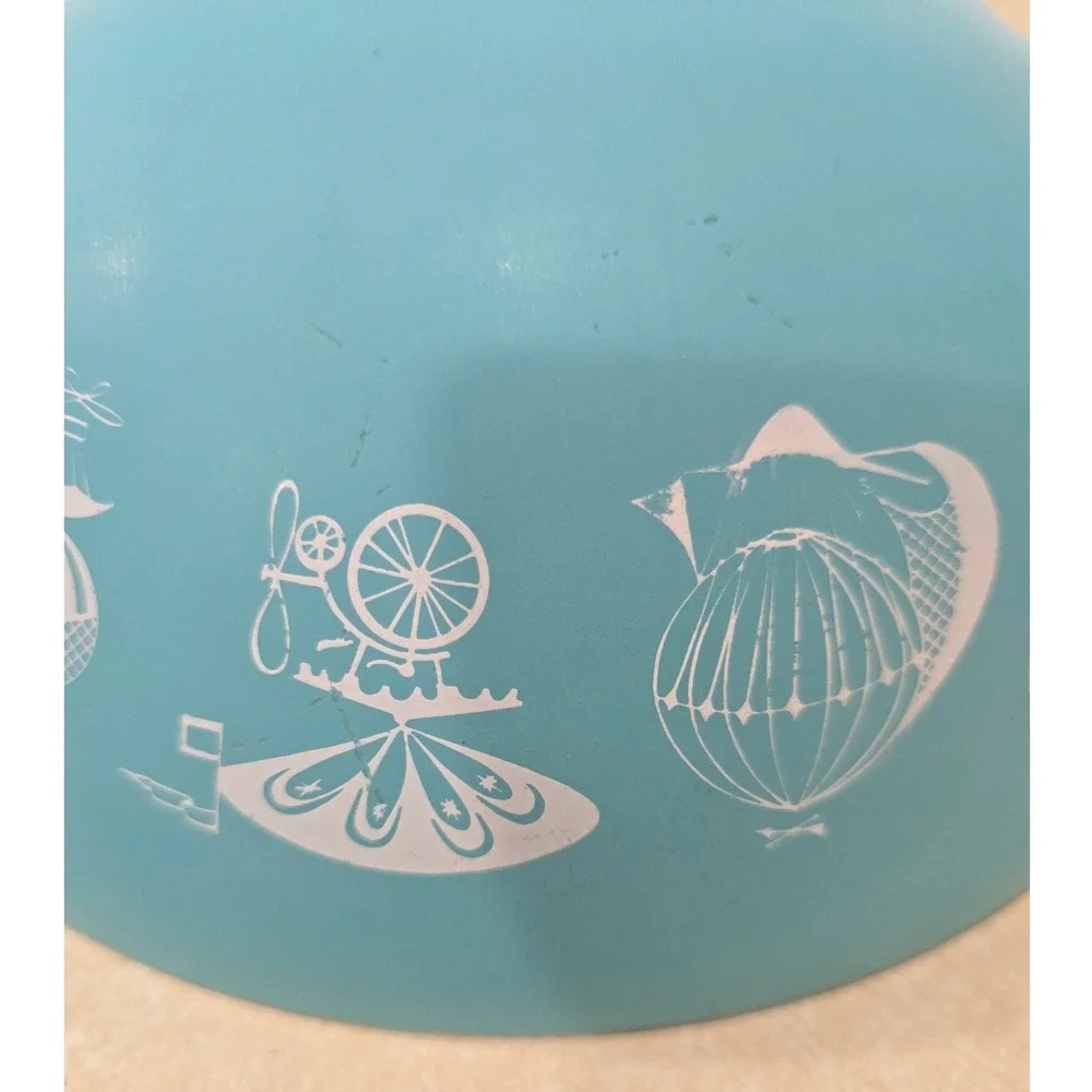 Vintage 1958 Pyrex Balloons #444 Cinderella Mixing Bowl - Turquoise 4 Qt Promo